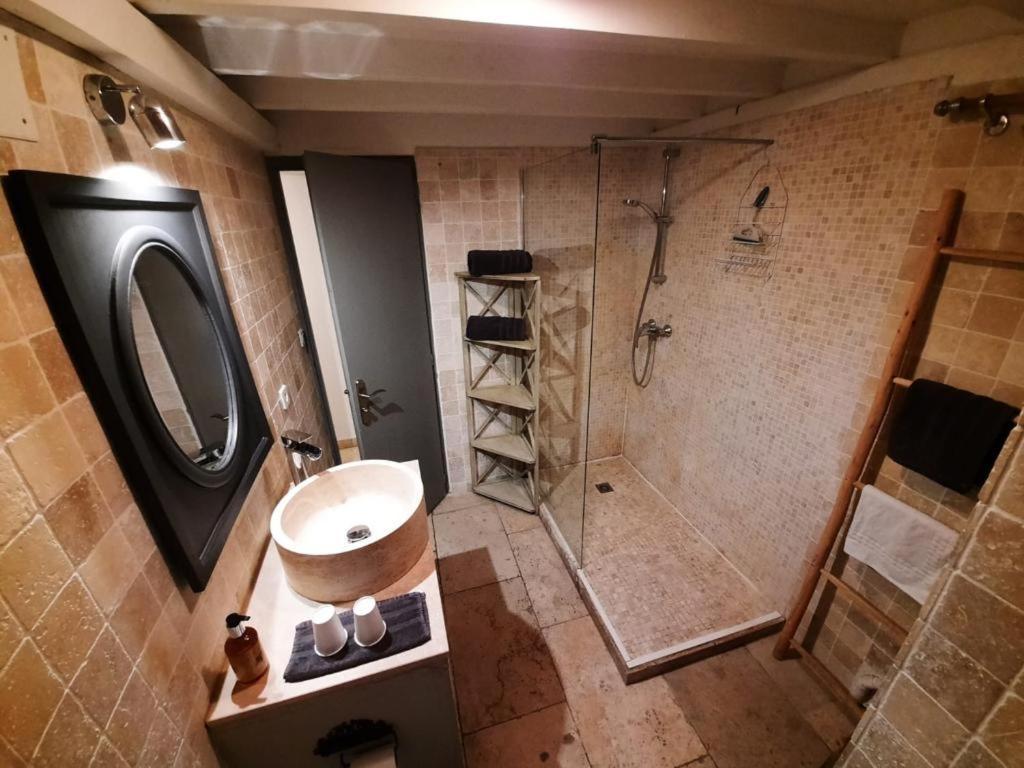 Un Coin De Luberon Apartment L'Isle-sur-la-Sorgue Luaran gambar